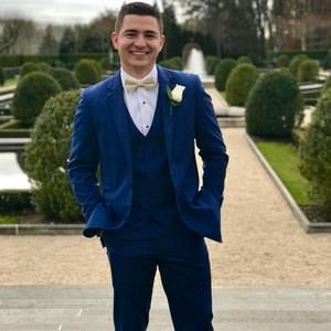 Meet your Posher, Chris